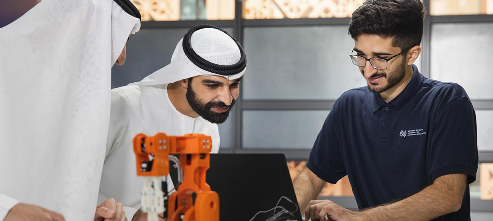 جامعة محمد بن زايد للذكاء الاصطناعي تطلق برامج دراسات عليا في علم الروبوتات وعلوم الحاسوب 